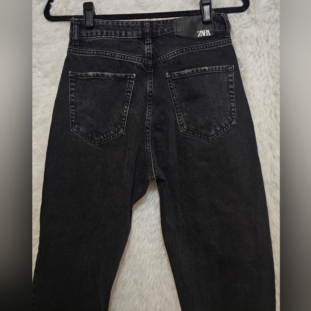 Zara High Rise Black Ripped Jeans - Picture 5 of 15